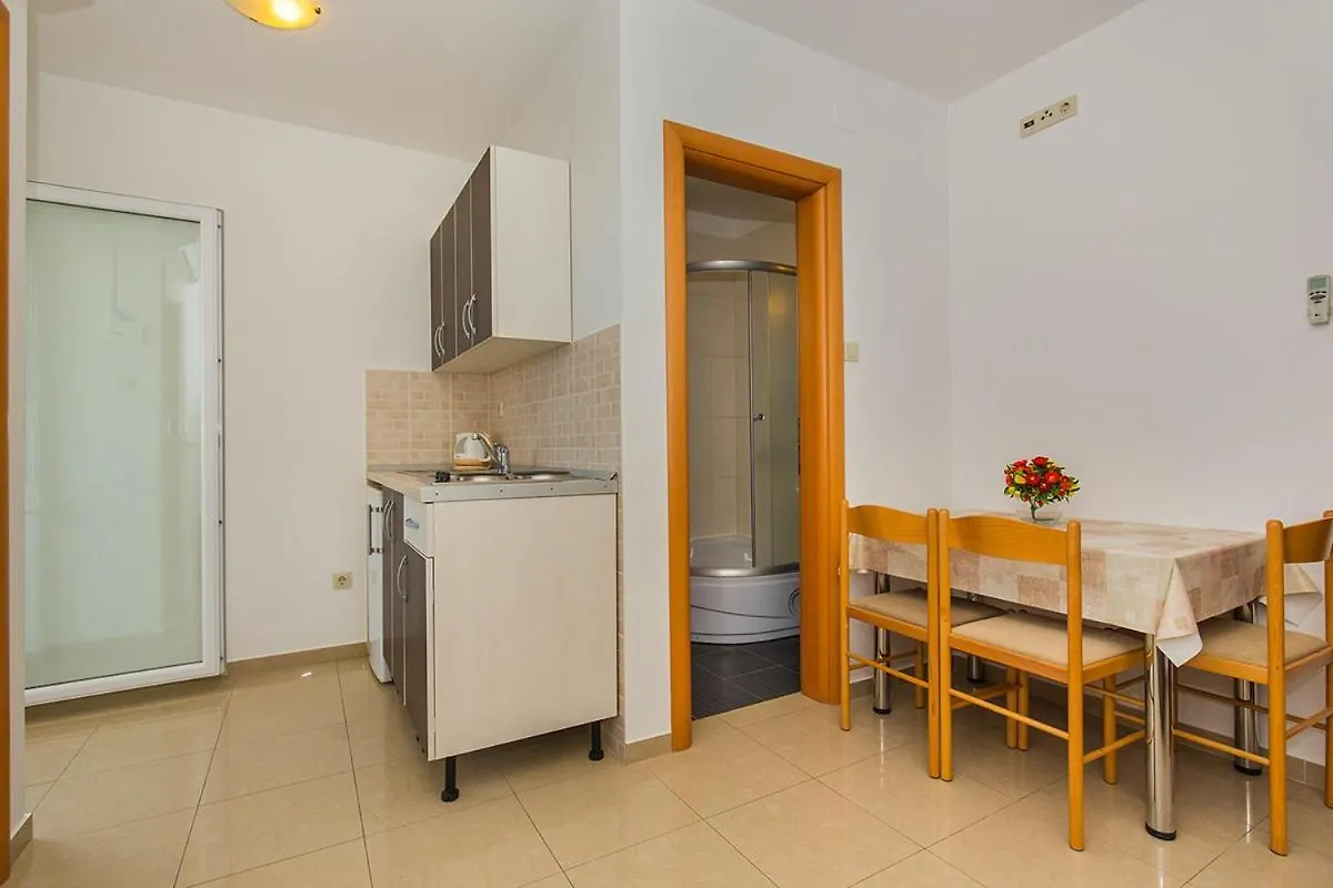 Apartments Sandra Mandre