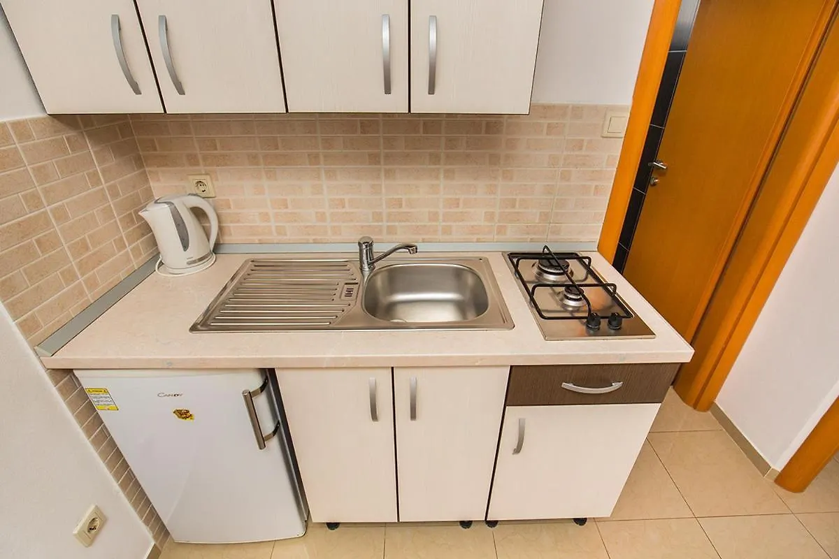 Apartments Sandra Mandre