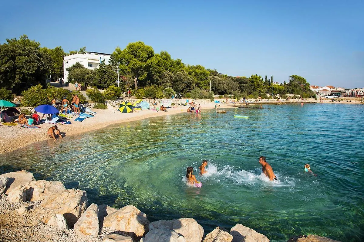 Apartments Sandra Mandre