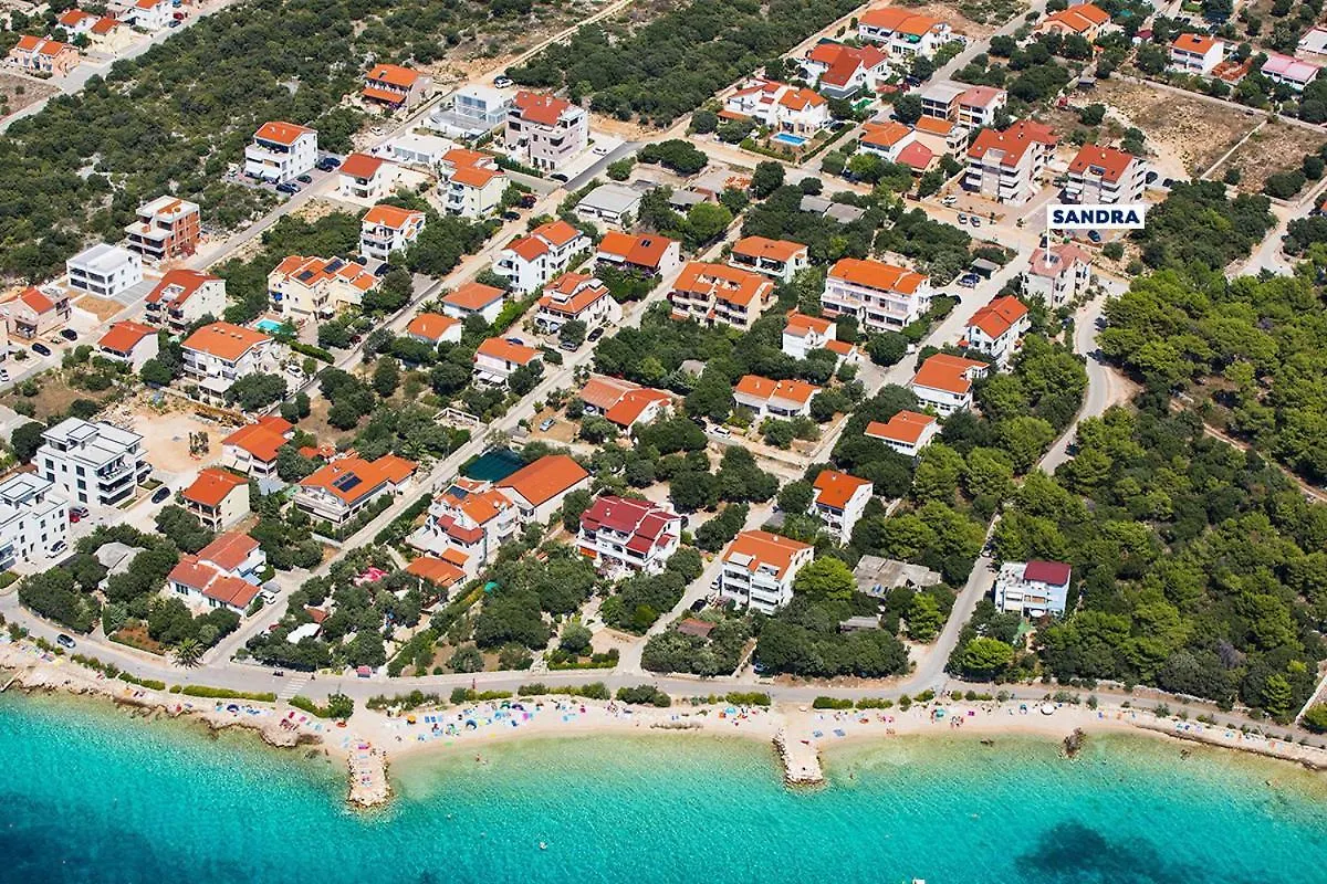 Apartments Sandra Mandre