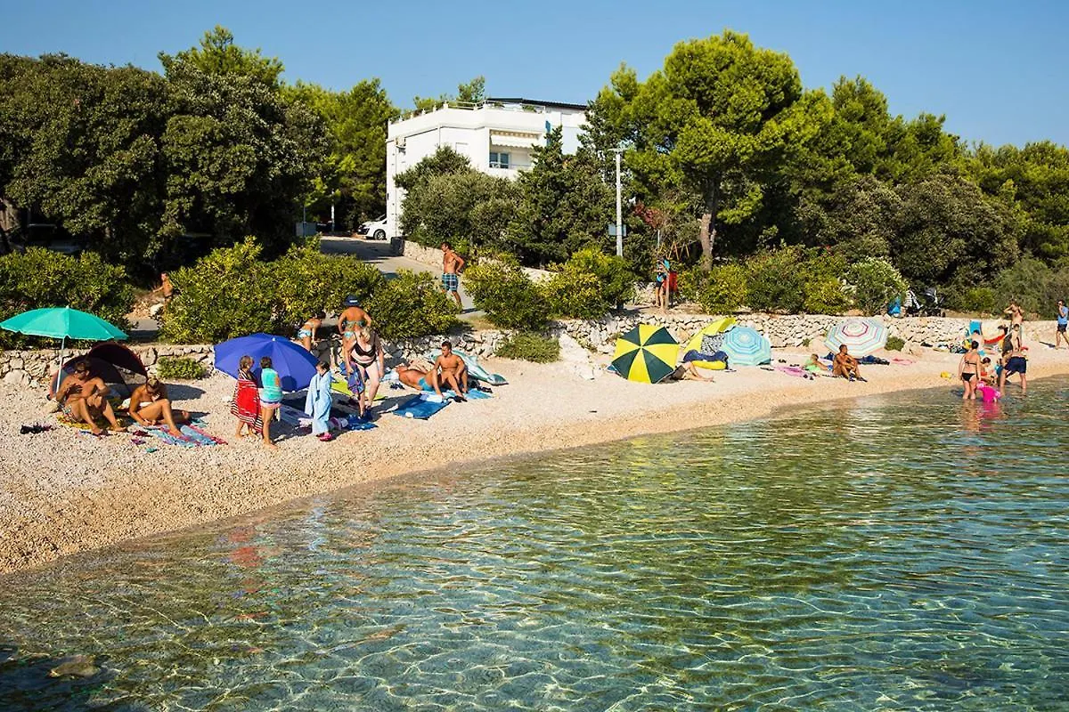 Apartments Sandra Mandre Croazia