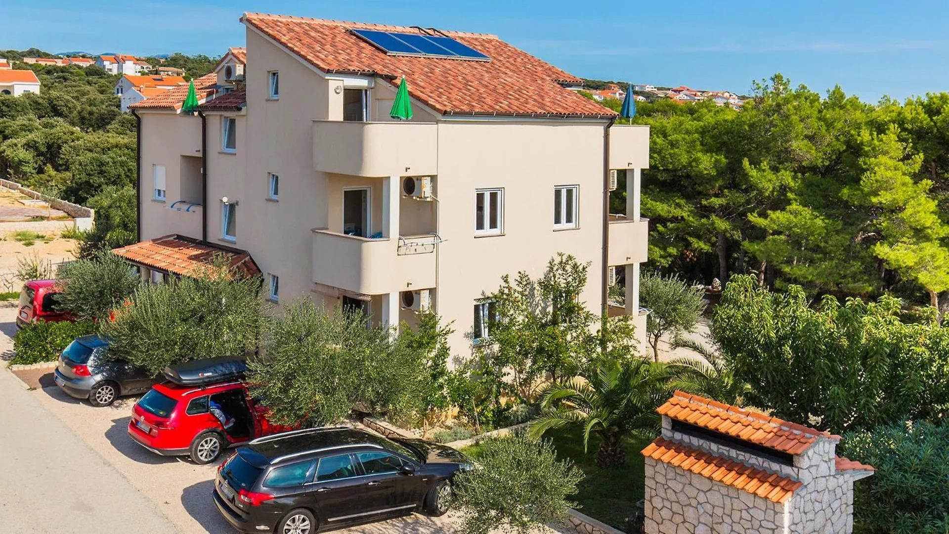 Apartments Sandra Mandre