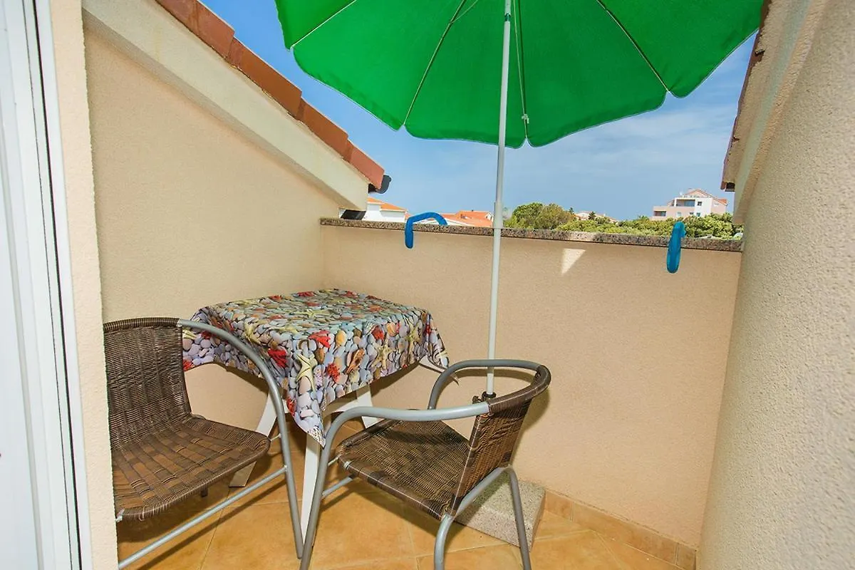 Apartments Sandra ماندري كرواتيا