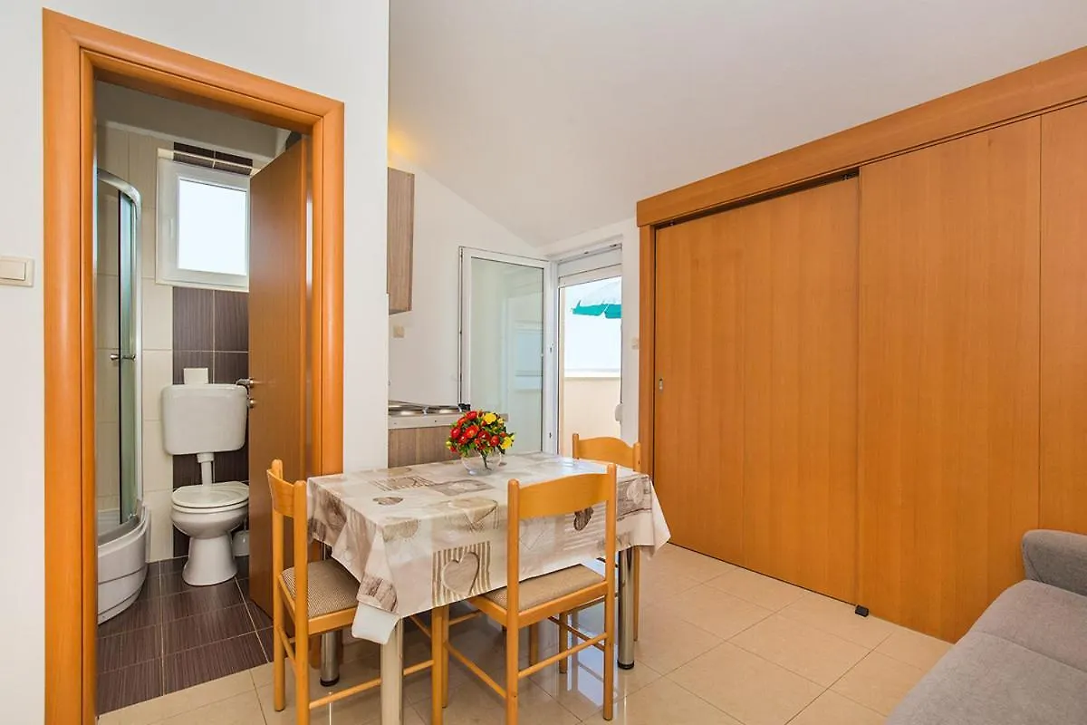 Apartments Sandra ماندري كرواتيا