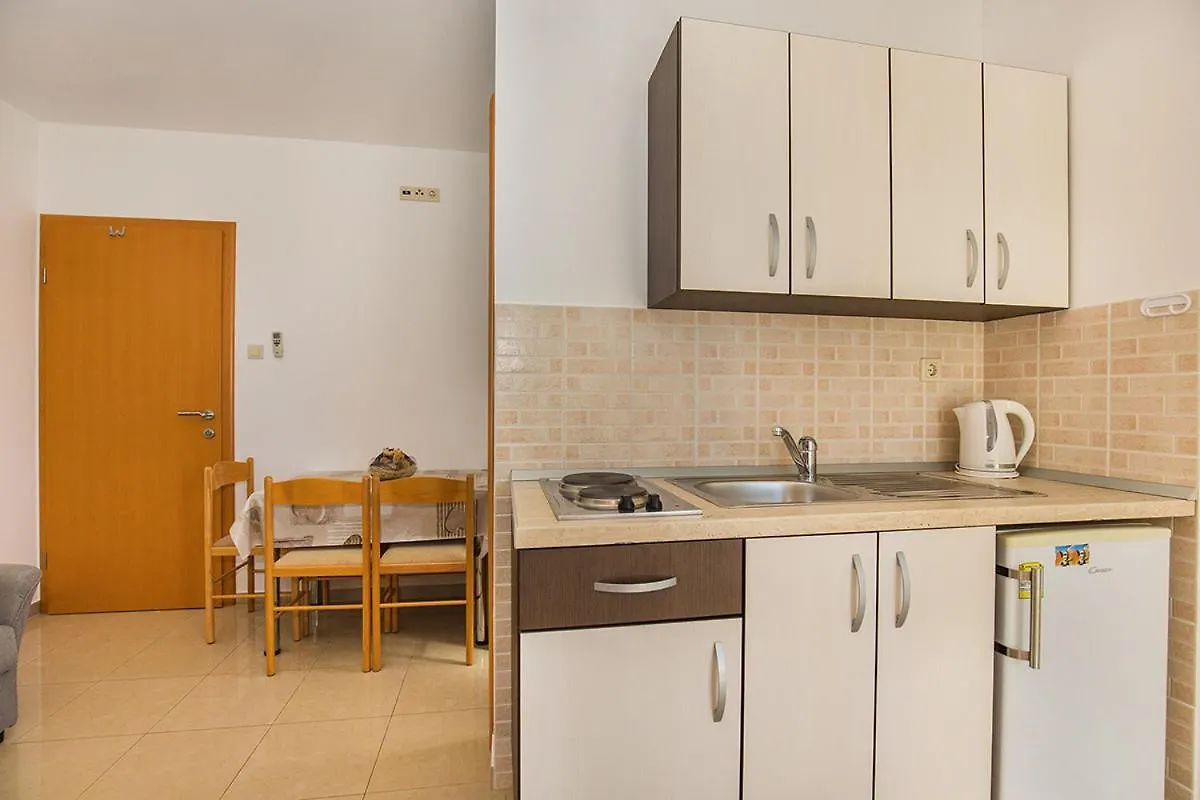 Apartments Sandra ماندري كرواتيا